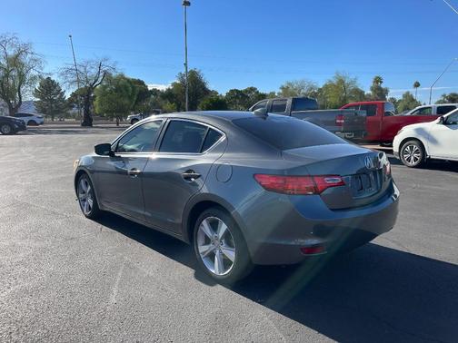 2013 Acura ILX 2.0L Technology