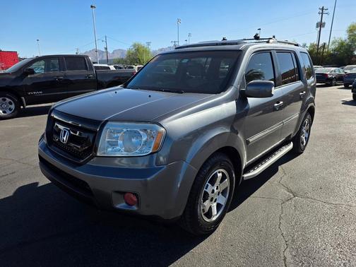 Gray 2011 Honda Pilot Touring