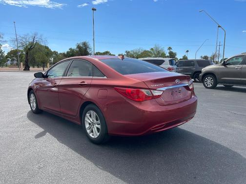 2013 Hyundai SONATA GLS