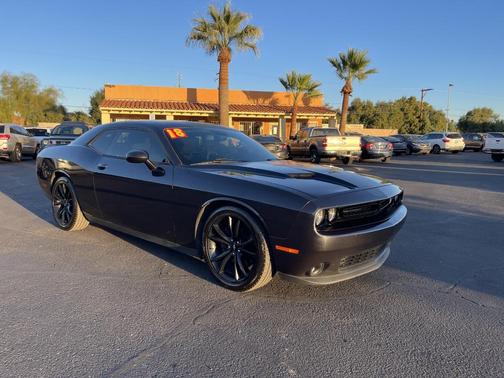 2018 Dodge Challenger SXT