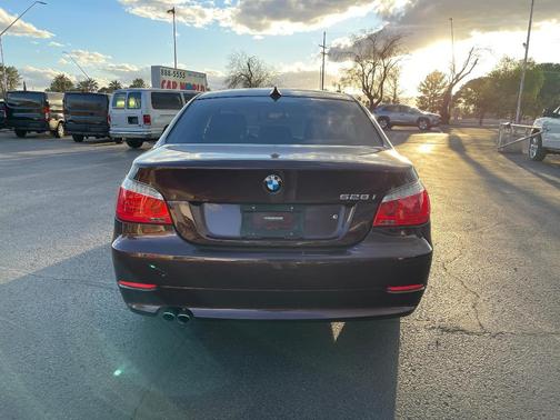 2010 BMW 528 i