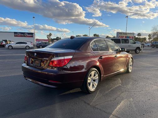2010 BMW 528 i