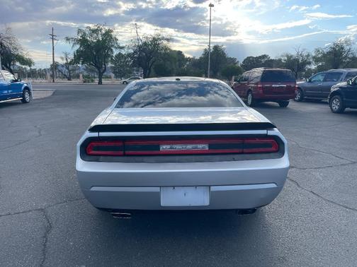 2012 Dodge Challenger R/T Plus