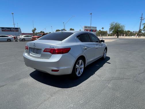 2013 Acura ILX 2.0L Technology