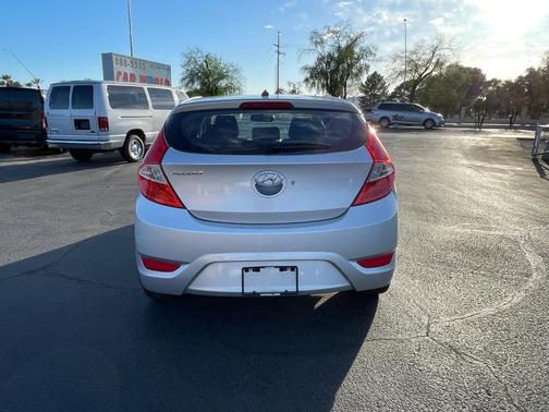 2013 Hyundai Accent GS