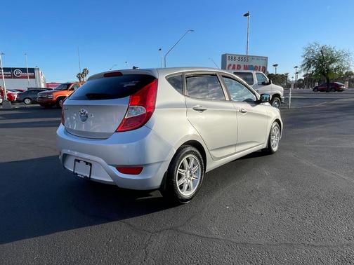 2013 Hyundai Accent GS