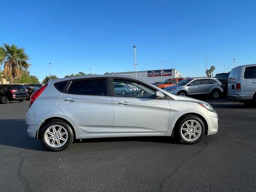2013 Hyundai Accent GS