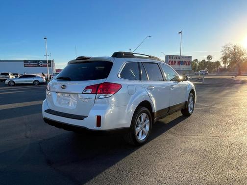 2013 Subaru Outback 2.5i Premium