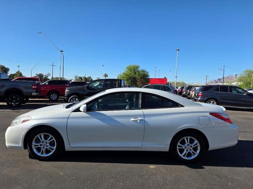 White 2008 Toyota Camry Solara SE