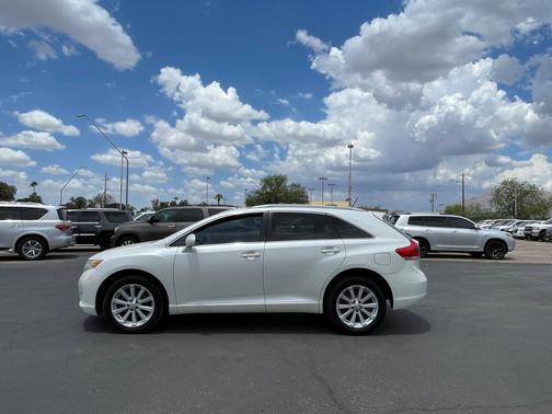 Blizzard Pearl 2011 Toyota Venza Base