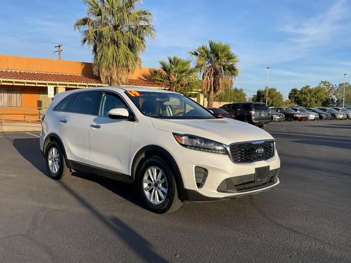2019 Kia Sorento LX