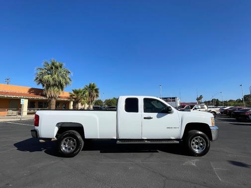 2007 Chevrolet Silverado 2500 LT1 H/D Extended Cab