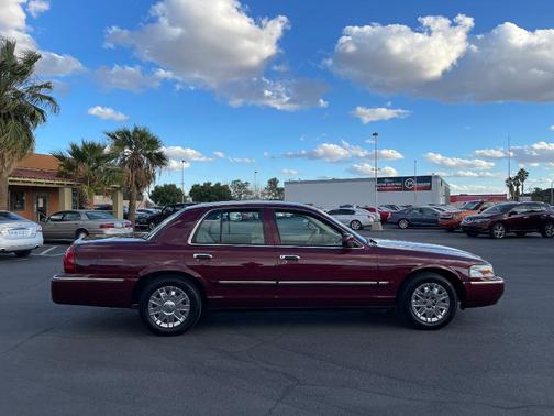2006 Mercury Grand Marquis GS Convenience