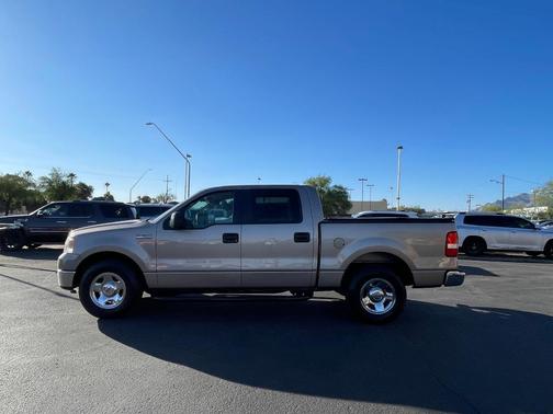 2005 Ford F-150 XLT SuperCrew