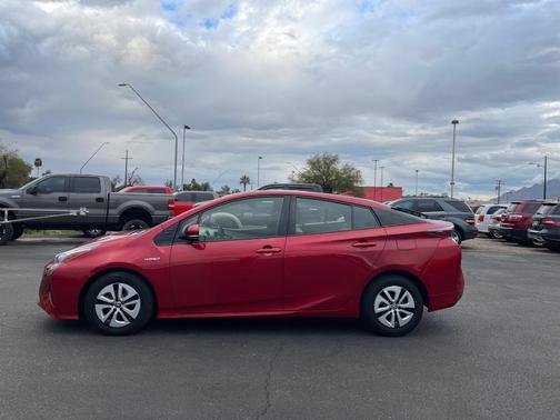 2016 Toyota Prius Three Touring