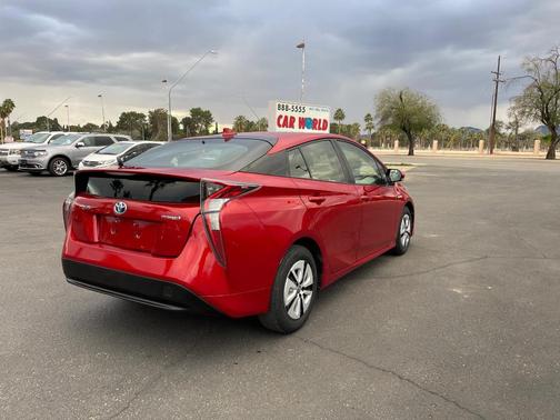 2016 Toyota Prius Three Touring