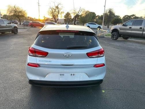 2018 Hyundai Elantra GT Base