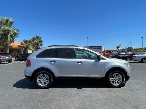 2011 Ford Edge SE
