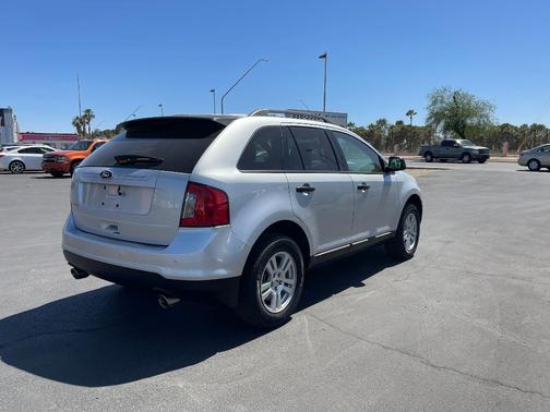 2011 Ford Edge SE