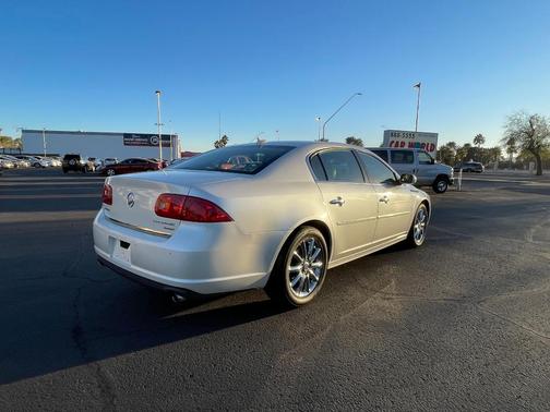 2011 Buick Lucerne Super