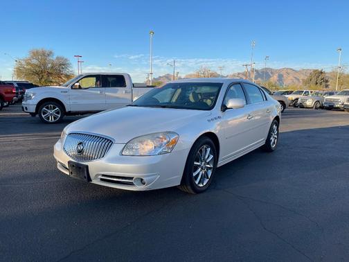 White 2011 Buick Lucerne Super