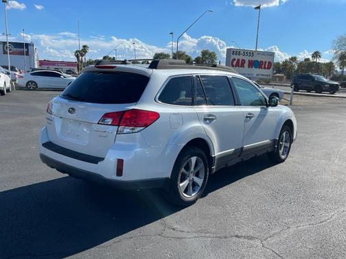 2013 Subaru Outback 2.5i Limited