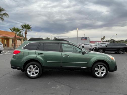 2013 Subaru Outback 2.5i Premium