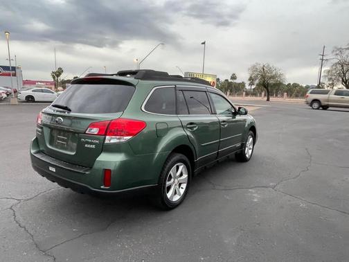 2013 Subaru Outback 2.5i Premium