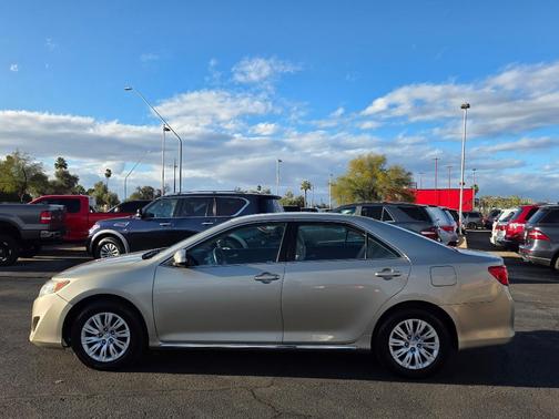 2014 Toyota Camry LE