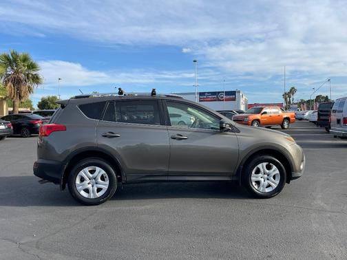 2013 Toyota RAV4 LE