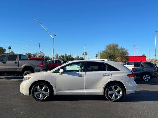 2012 Toyota Venza LE