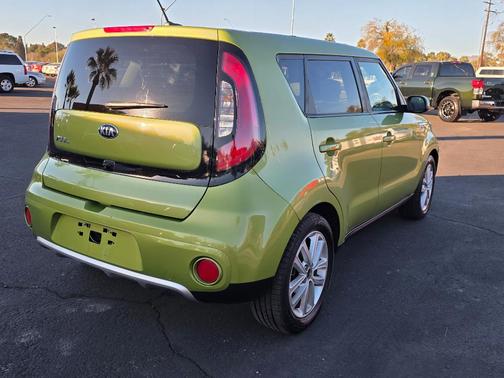 2018 Kia Soul +