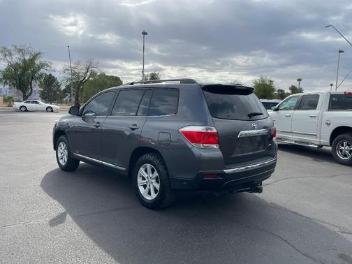 2013 Toyota Highlander SE