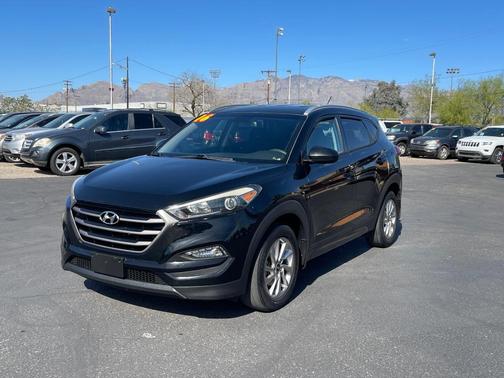 2016 Hyundai TUCSON SE