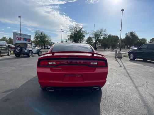 2014 Dodge Charger SXT