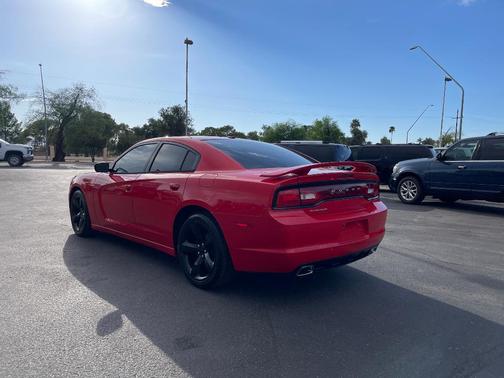 2014 Dodge Charger SXT