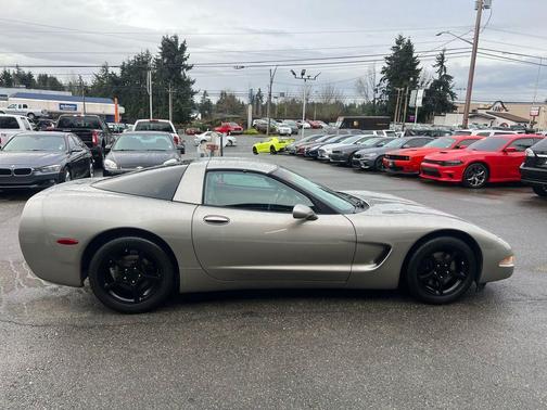 2002 Chevrolet Corvette Base