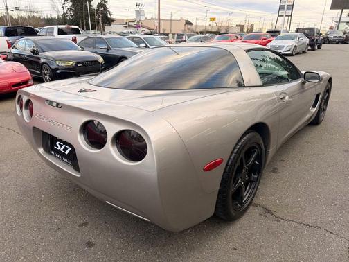 2002 Chevrolet Corvette Base