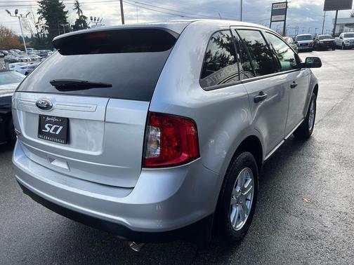 2013 Ford Edge SE
