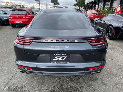 2019 Porsche Panamera 4S