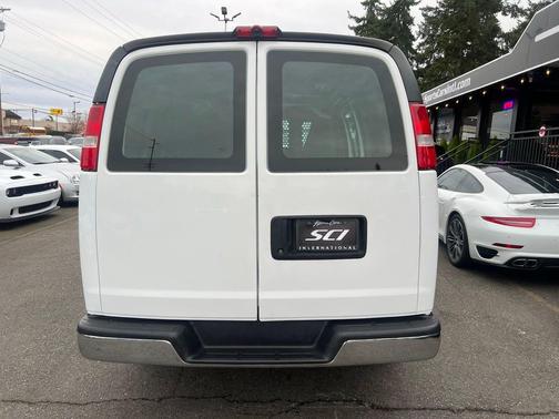 2017 GMC Savana 2500 Work Van