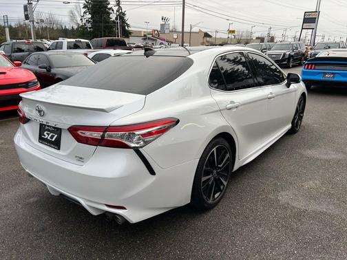 2020 Toyota Camry XSE