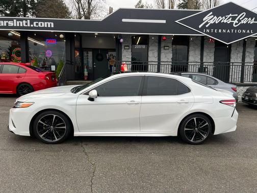 2020 Toyota Camry XSE