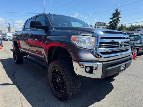 2017 Toyota Tundra SR5
