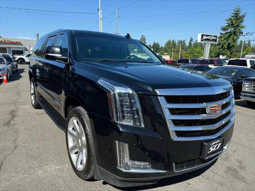 2019 Cadillac Escalade ESV Luxury