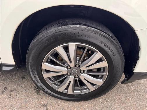 2020 Nissan Pathfinder SL 4WD