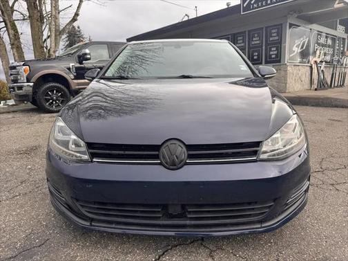 2017 Volkswagen Golf TSI Wolfsburg Edition 4-Door