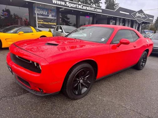 2018 Dodge Challenger SXT