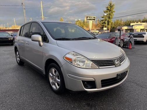 2009 Nissan Versa 1.8 SL