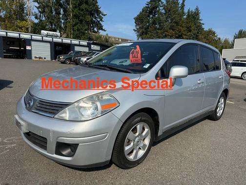 2009 Nissan Versa 1.8 SL